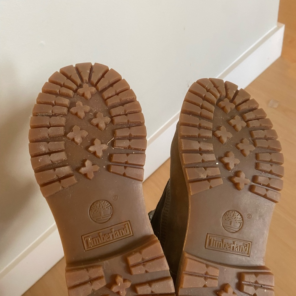 Timberlands - Picture 3 of 5